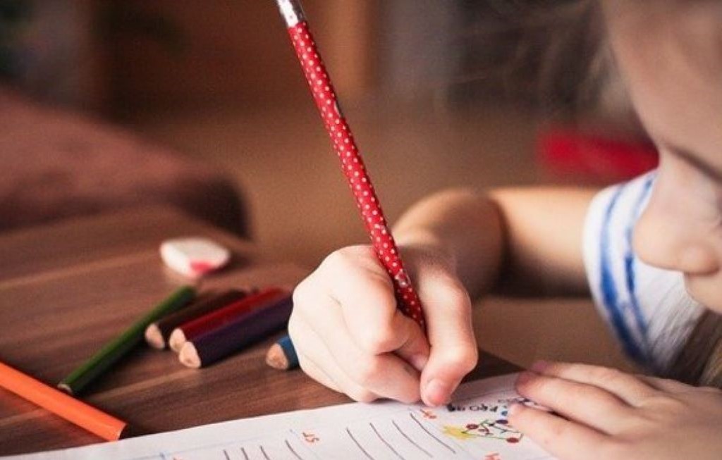 Pais contam que com o isolamento começaram a dar mais valor a professores dos filhos
