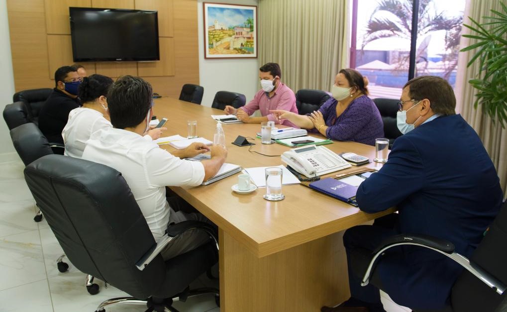 Governo se reúne com Sintep sobre contratos temporários na Educação