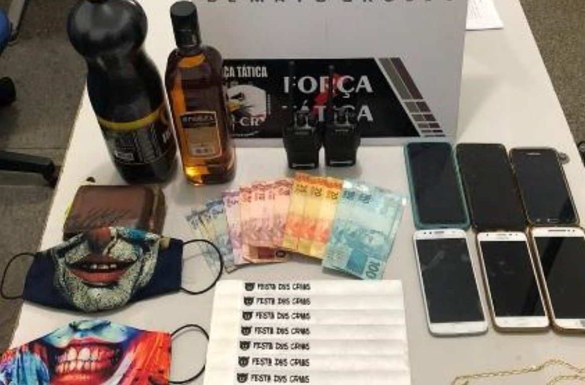 PM intercepta festa e conduz seis à delegacia em Rondonópolis