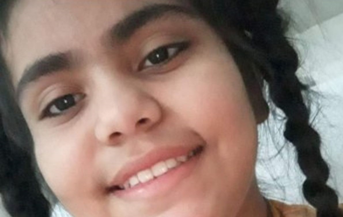 Cuiabá | Mulher acusada de matar enteada de 11 anos envenenada fica calada durante audiência