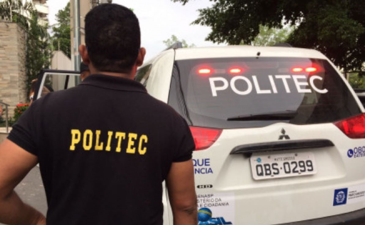Jangada | Filho encontra pai enforcado no quintal de casa