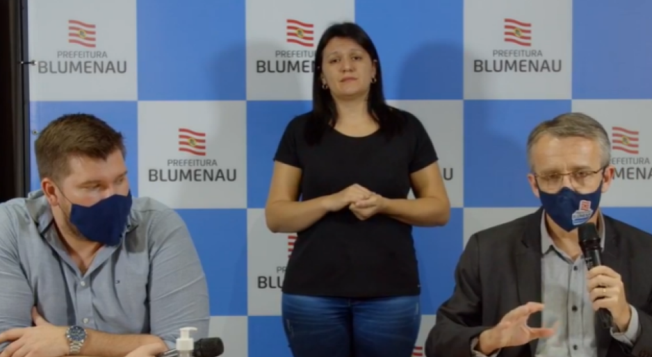 Prefeito de Blumenau suplica à população: ‘por favor, nos ajudem’