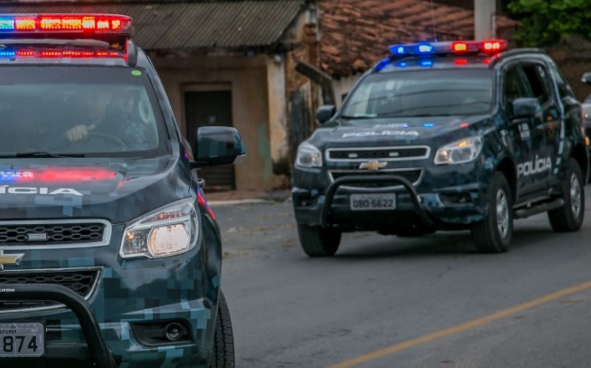 Cuiabá | Homem abusa de criança de 6 anos, é espancado por vizinhos e preso pela Rotam