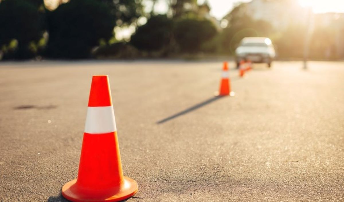 Autoescolas estão autorizadas a realizar aulas técnicas de condução remotamente