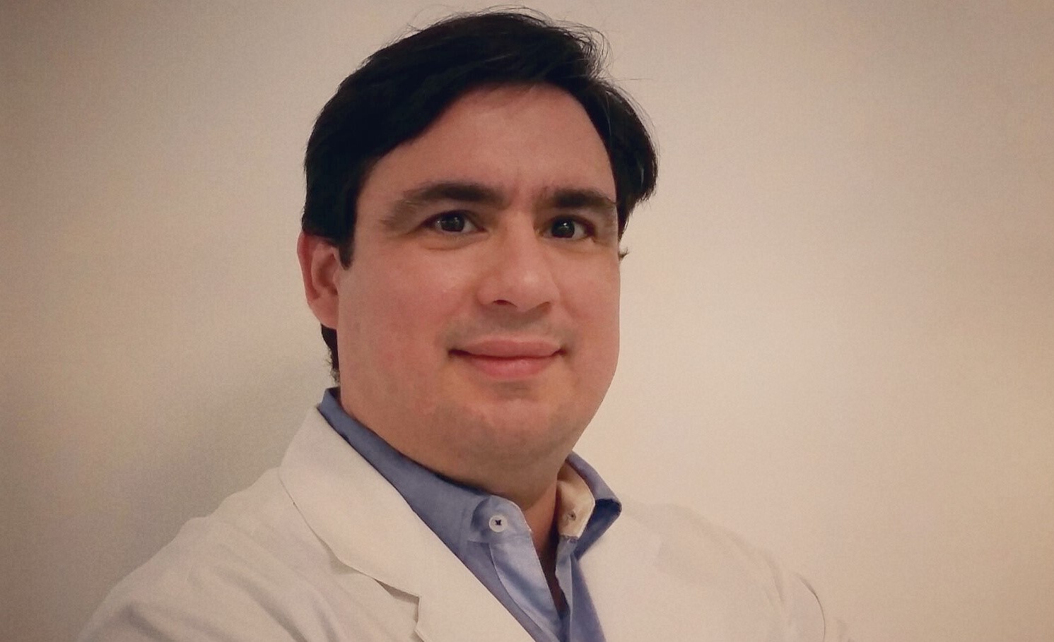 Prótese de mama ainda é a cirurgia plástica mais procurada no Brasil