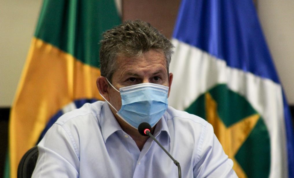 “Não espere ficar grave demais para procurar um médico”, orienta governador sobre coronavírus