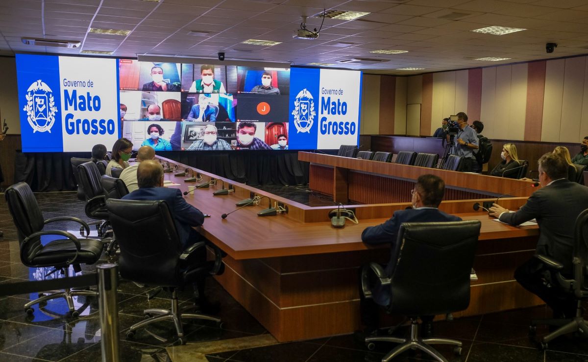 Estado vai destinar 10 respiradores e pagar pelo custeio de 30 novas UTIs em Cuiabá