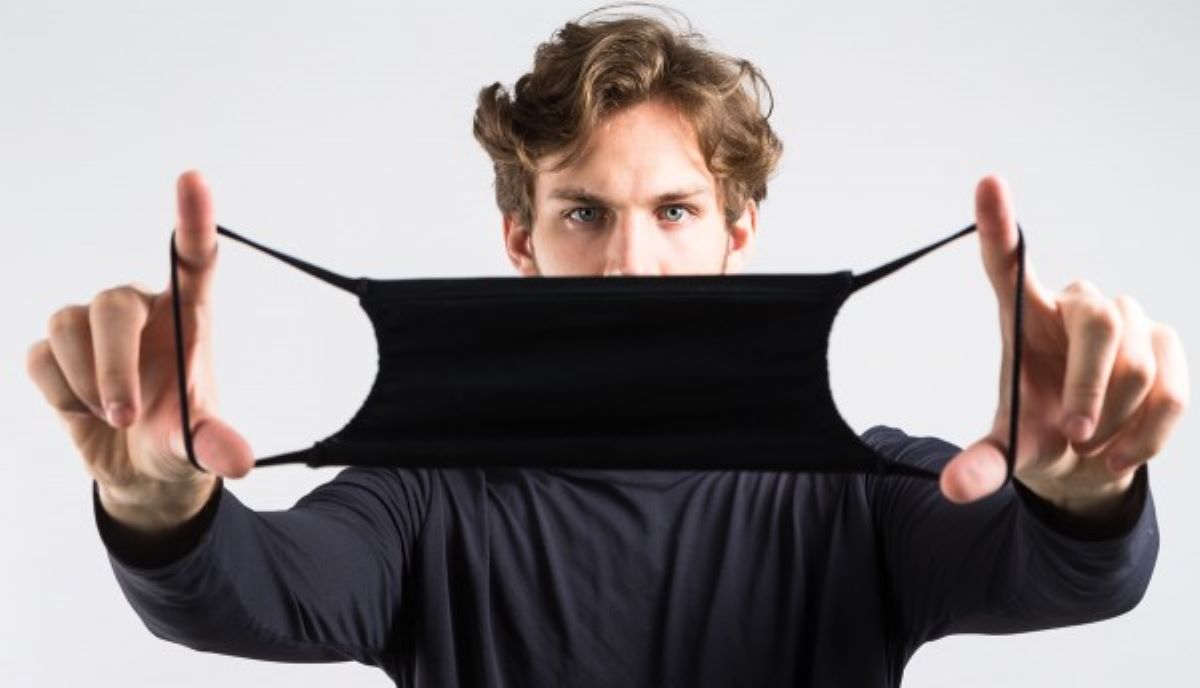 Covid-19 | Brasileiros criam primeira roupa com tecnologia antiviral