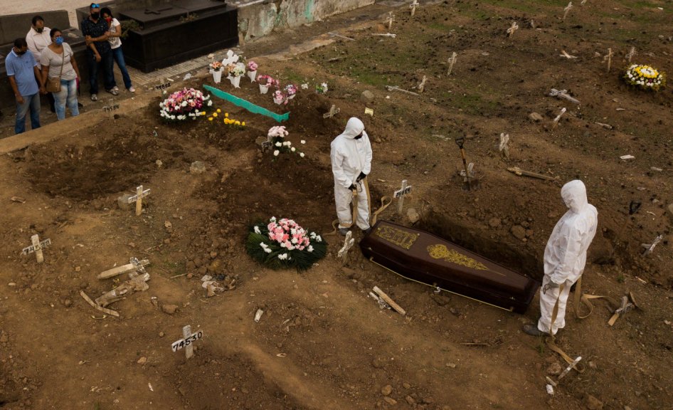 Brasil tem 1,3 mil novas mortes por Covid-19 e 39 mil casos em 24h