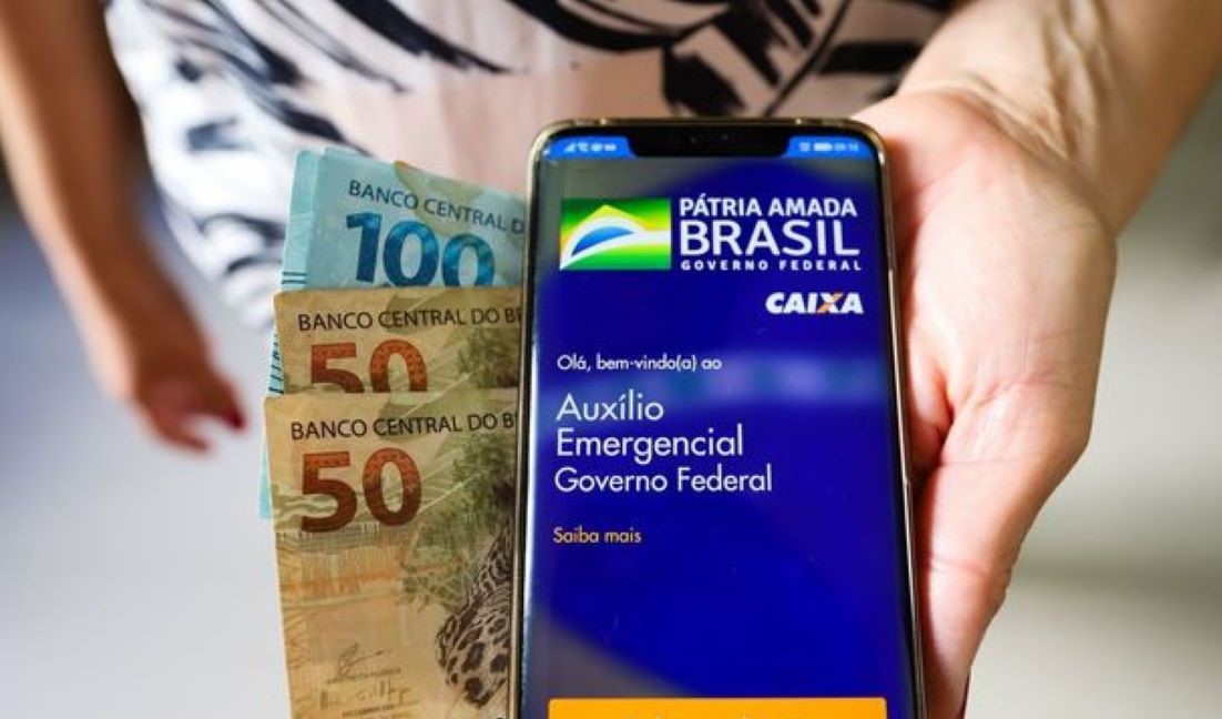 Caixa paga hoje novas parcelas do auxílio de R$ 600 para nascidos em março e abril