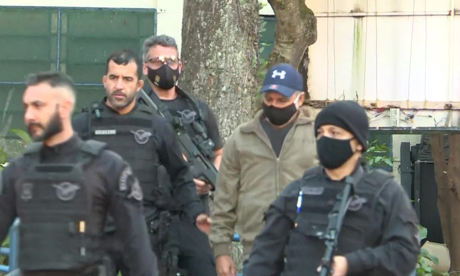 Fabrício Queiroz é preso em Atibaia, interior de São Paulo