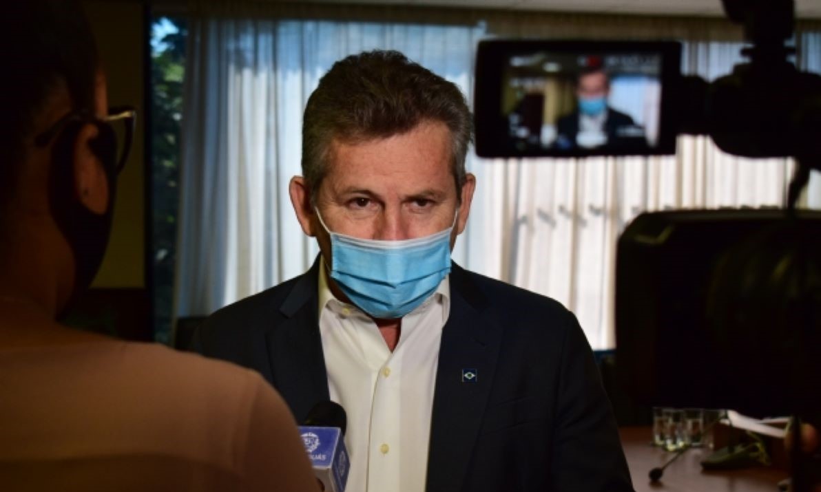 Mauro Mendes diz que gestores estão com medo de comprar remédios com sobrepreço