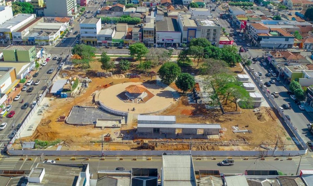 Rondonópolis | Revitalização da Praça dos Carreiros começa a ganhar forma