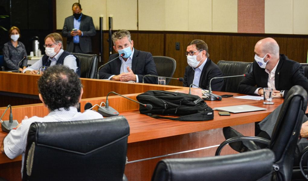 Mato Grosso | Governo recebe pedidos e analisa compra de medicamento para tratamento precoce da Covid-19