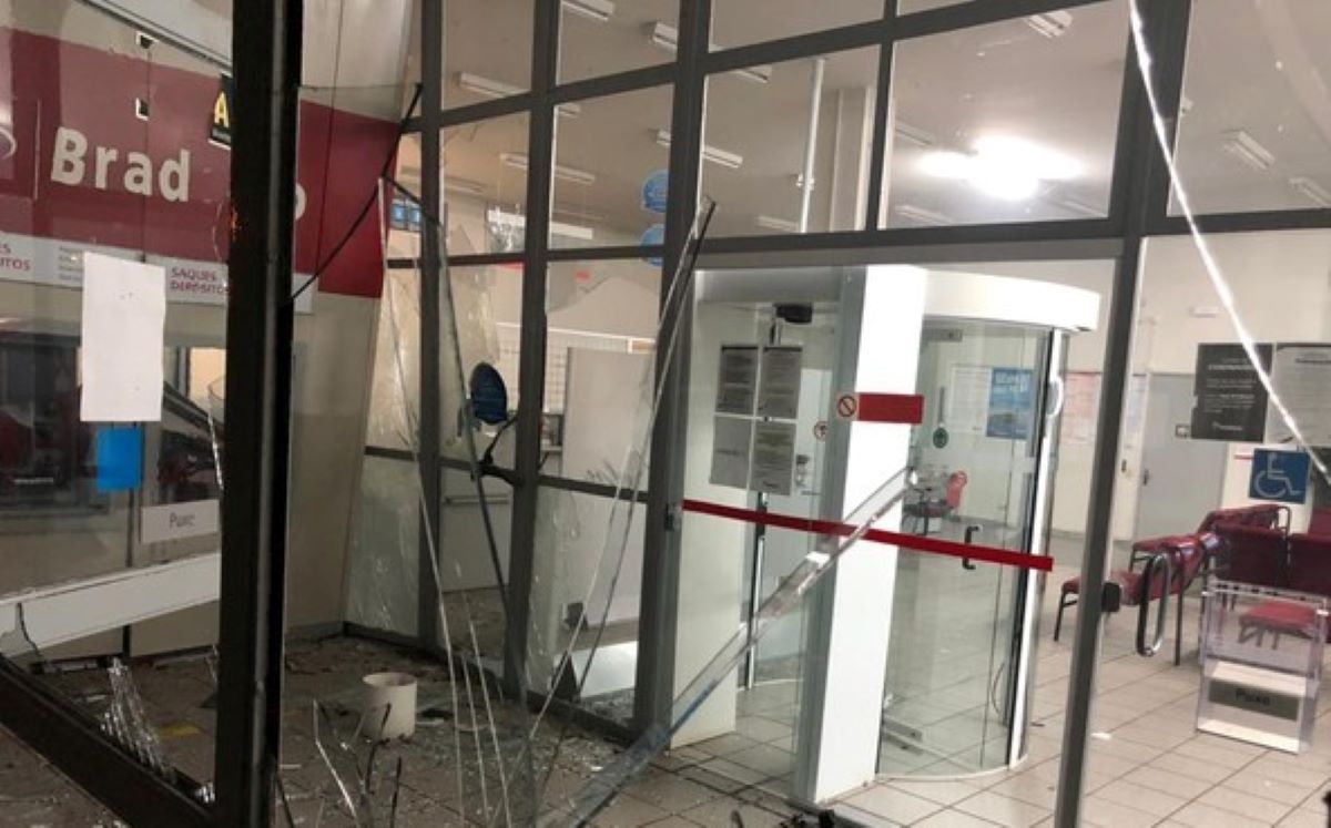 Dois suspeitos de furto a agência bancária de Guiratinga são mortos em confronto com a polícia