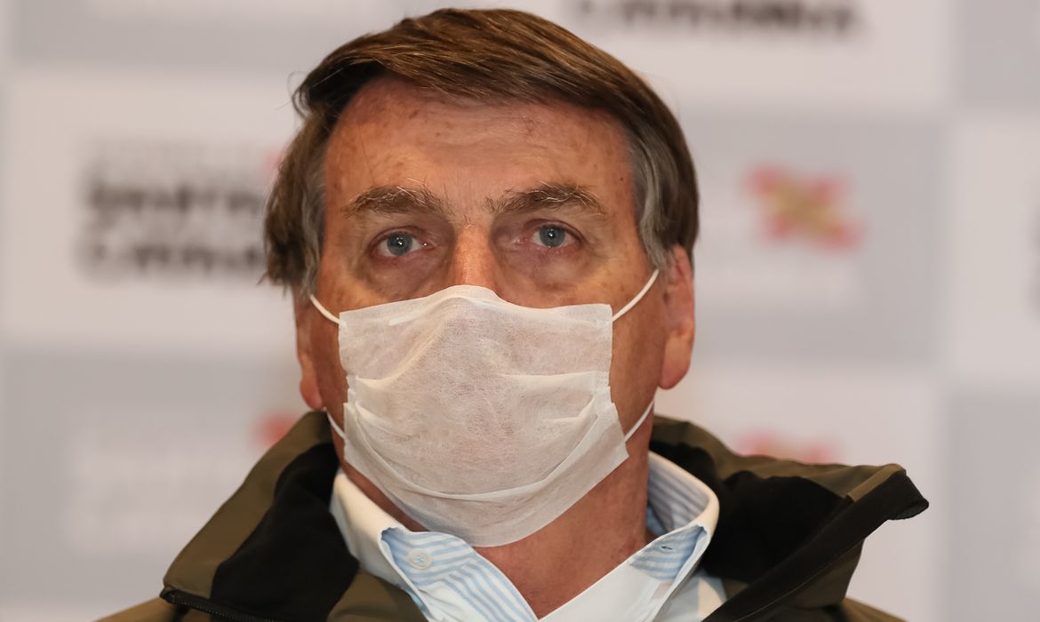 Bolsonaro sobre a falta e UTI: “Saúde sempre teve problema”