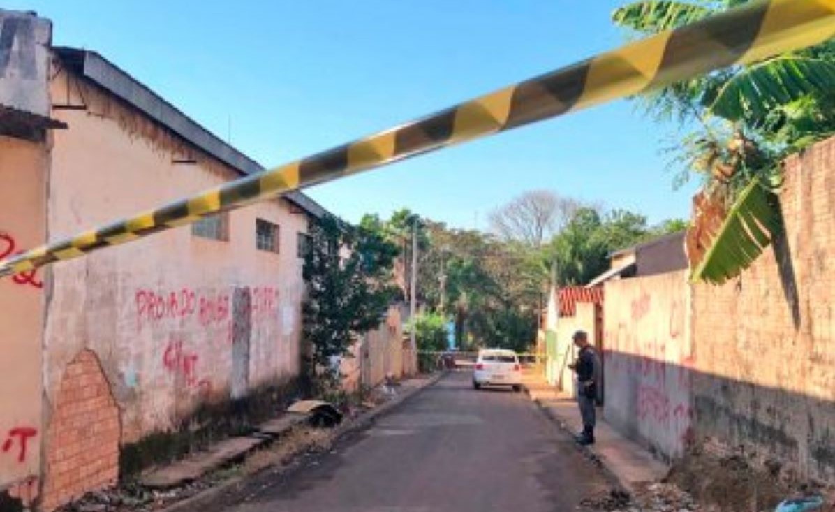Alta Floresta | Dupla rouba criança e mata mulher a tiros