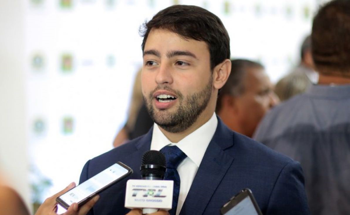 Ulysses Moraes tem economia superior a R$ 2,5 milhões na ALMT