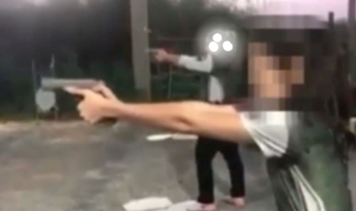 Cuiabá | Vídeo mostra jovem que matou amiga treinando em campo de tiro