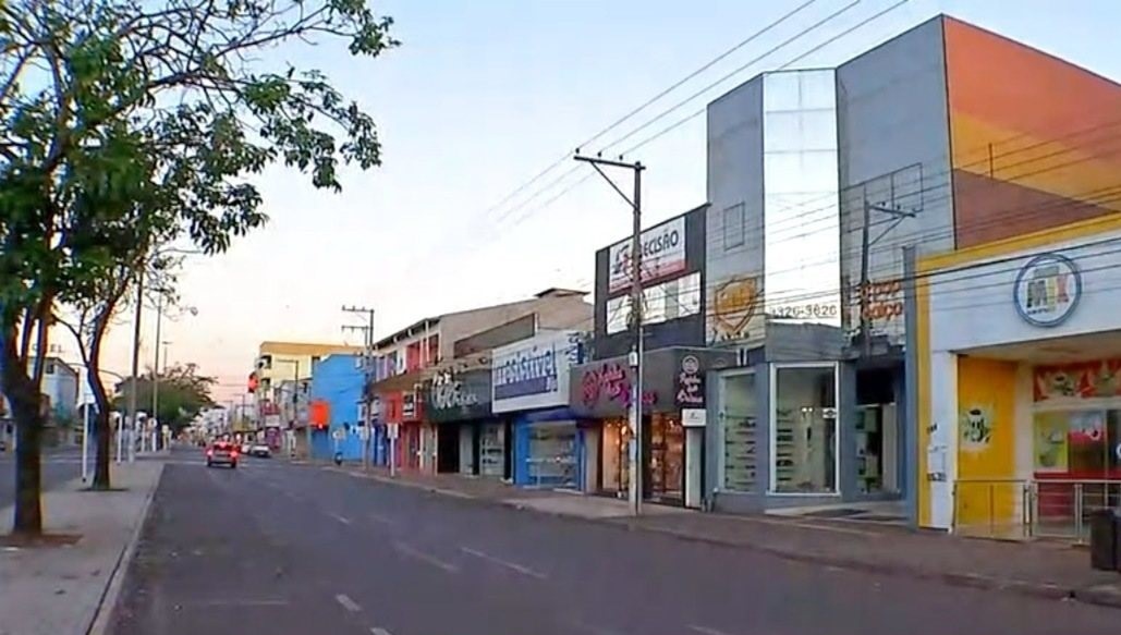 Tangará da Serra | Vereadores aprovam lei que proíbe prefeito de fechar comércio durante pandemia do coronavírus