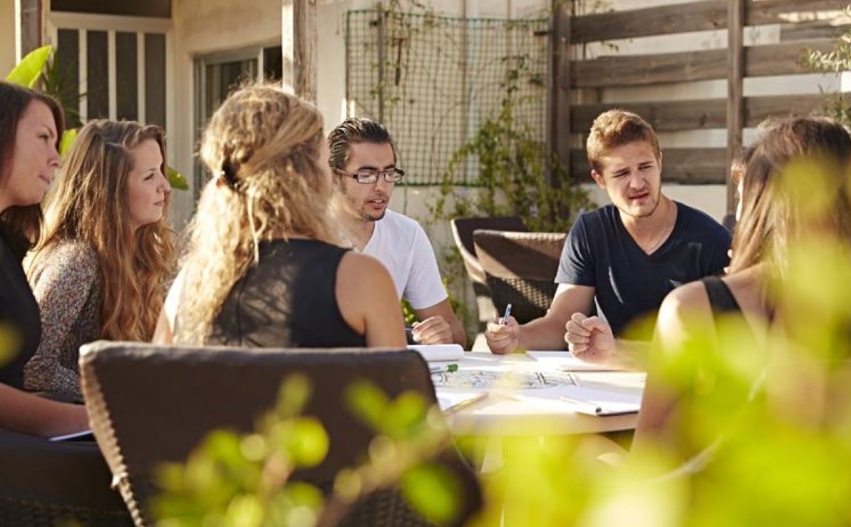 Após suspensão de vistos, estudantes brasileiros nos EUA temem perder investimento