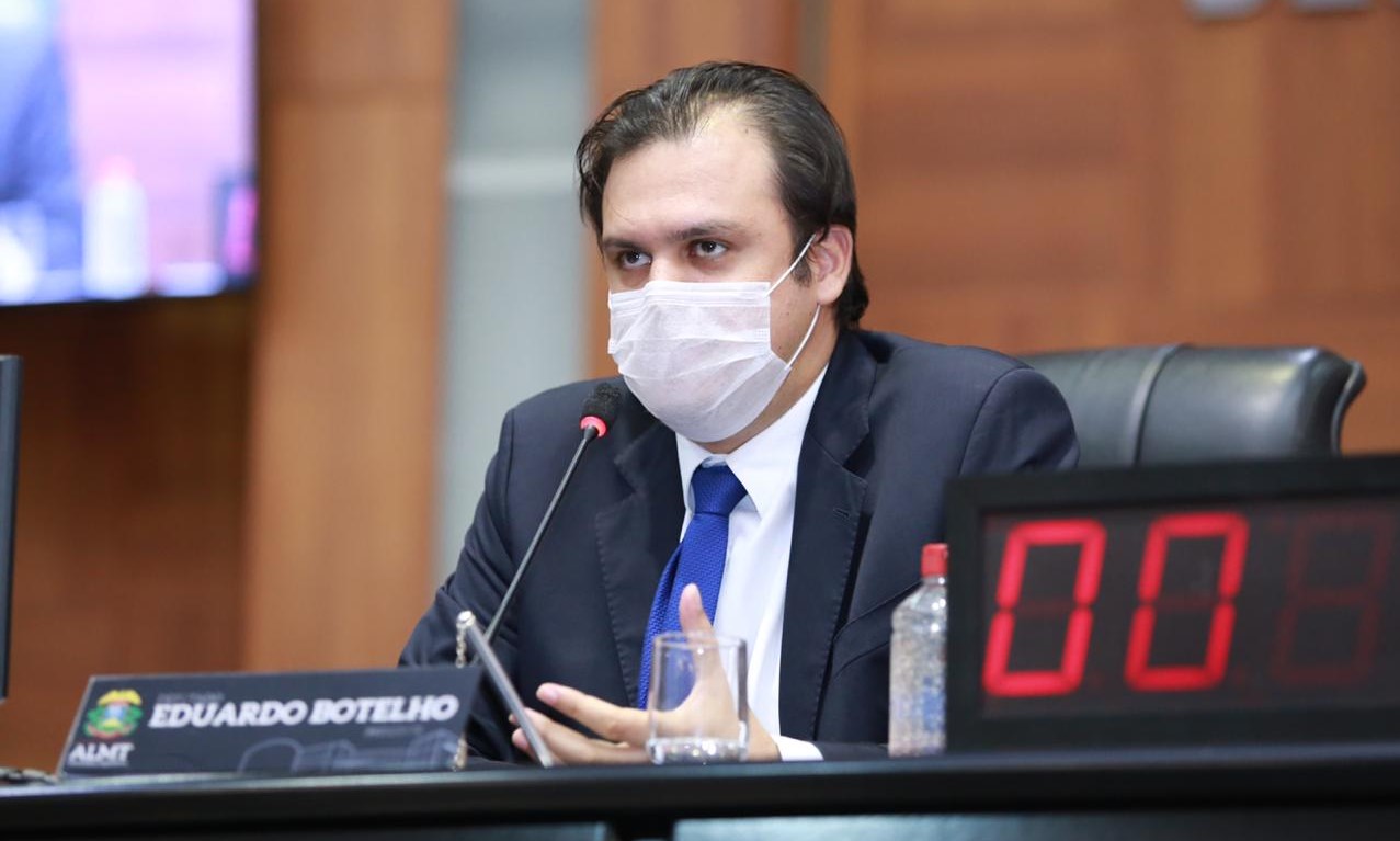 Thiago Silva cobra do Procon fiscalização de preços de medicamentos de tratamento contra coronavírus