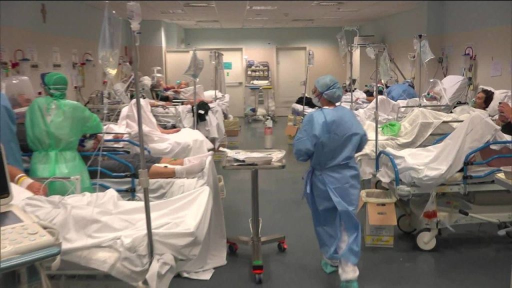 Servidores da Saúde que atuam contra a Covid-19 terão adicional