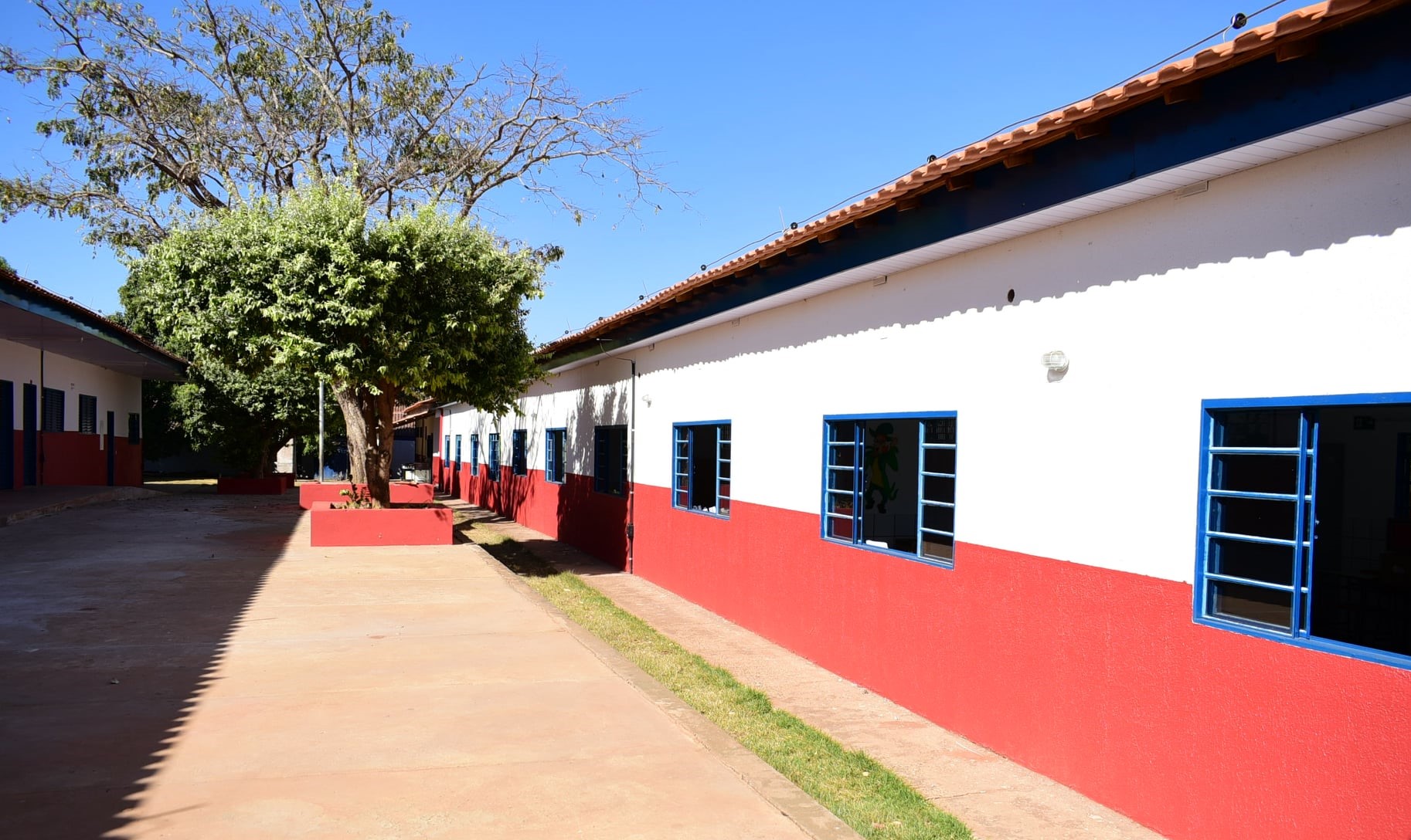Escola Municipal Alcides Pereira Santos também foi reformada