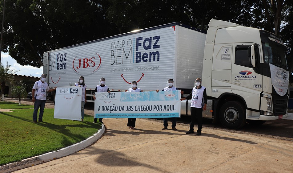 Araputanga recebe novas doaçõpes da JBS