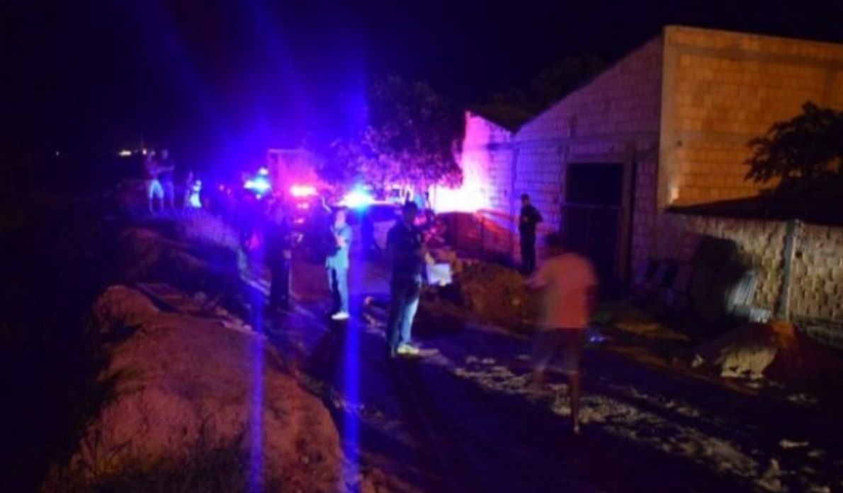 Pontes e Lacerda | Homem faz fogueira no fundo de casa, dá banho de álcool e tentar queimar esposa viva