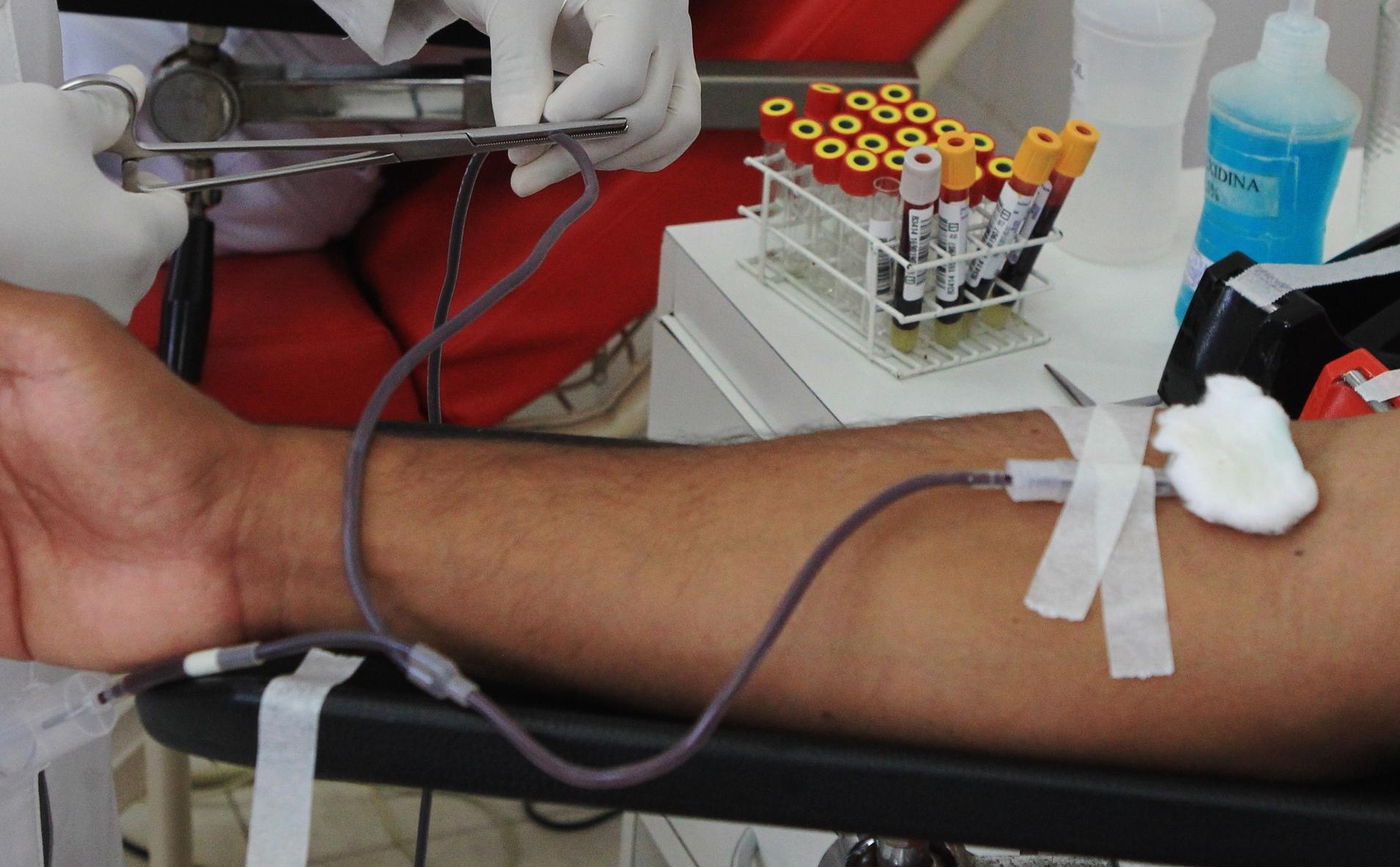 MT Hemocentro necessita com urgência de três tipos de sangue