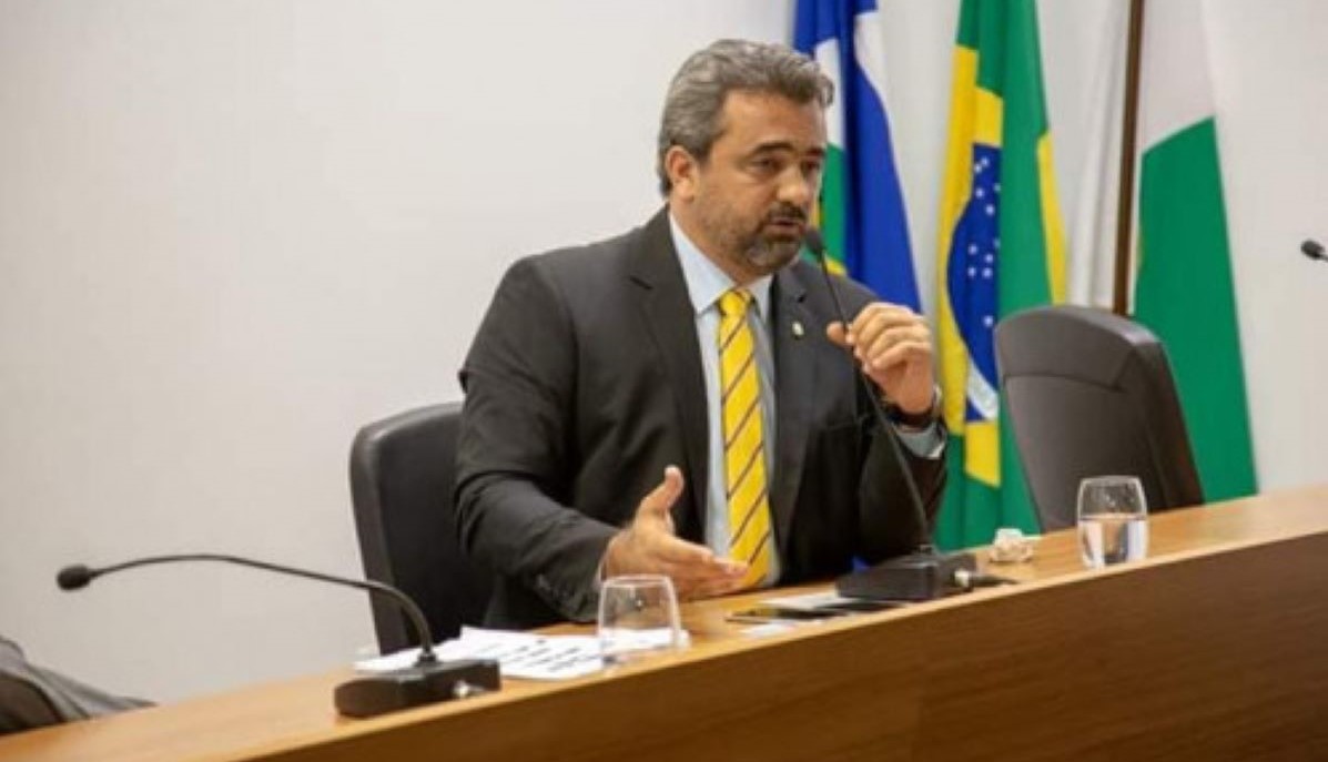 Conselho aciona vice do Creci por racismo contra vereador cuiabano e funcionário