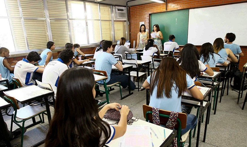 Senadores cobram votação imediata do novo Fundeb