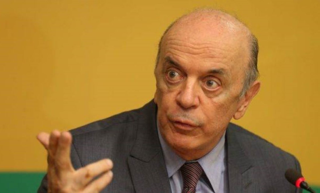 Lava Jato denuncia José Serra por lavagem de dinheiro e PF faz operação