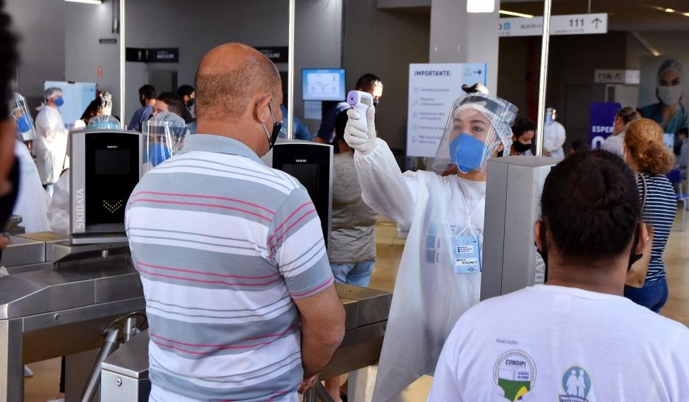 Quase 50% dos testes feitos no 1º dia do Centro de Triagem em Cuiabá dão positivo para a Covid-19