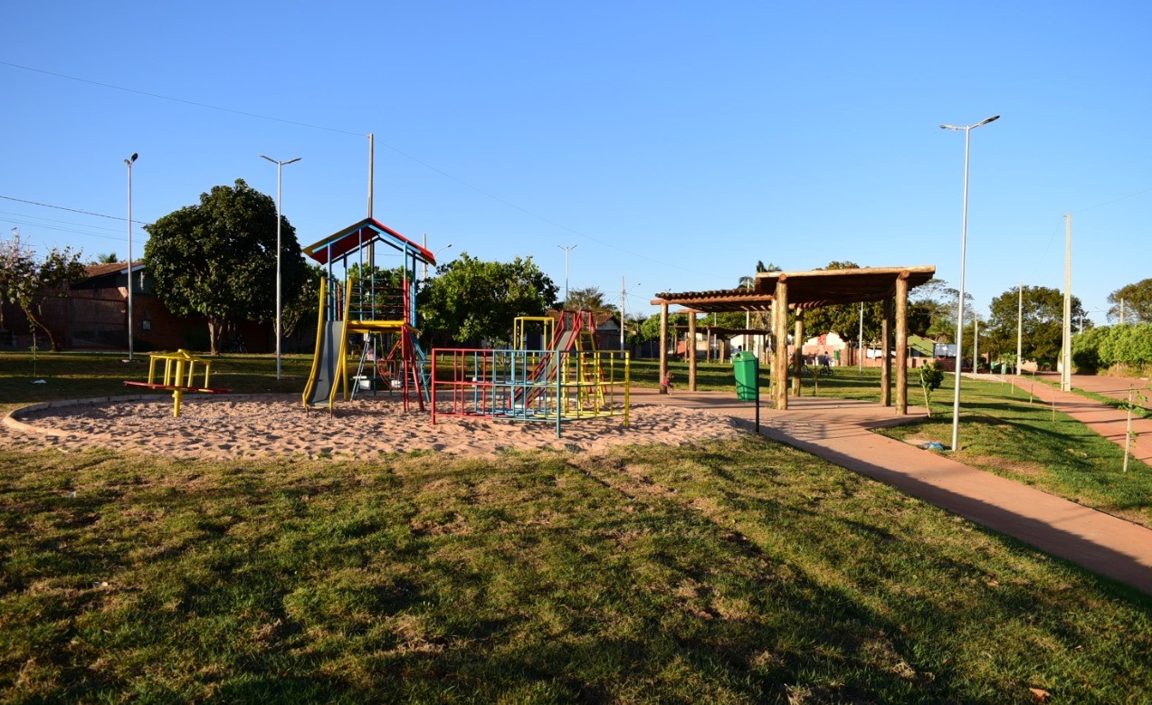 Rondonópolis | Obras da Praça do Residencial Altamirando estão quase prontas