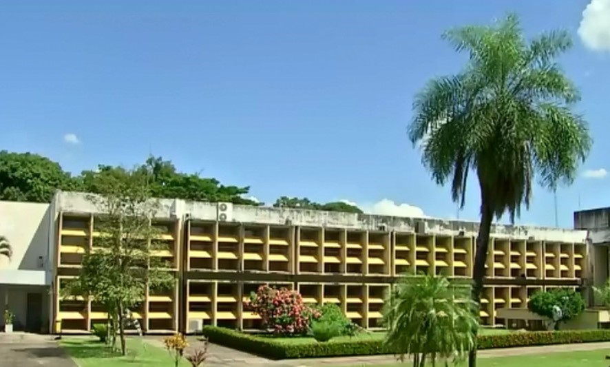 UFMT anuncia volta às aulas à distância e disponibiliza auxílio para alunos que não têm internet