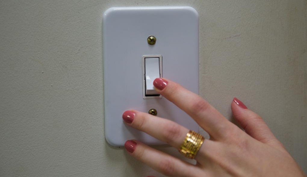 Procon-MT alerta população sobre reajustes na energia e volta de cobrança da “tarifa social”