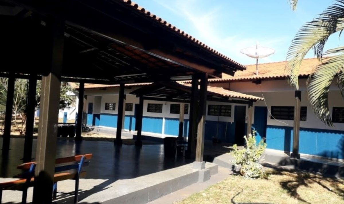 Rondonópolis | Escola da Carimã foi reformada e ganhou uma Quadra Poliesportiva Coberta