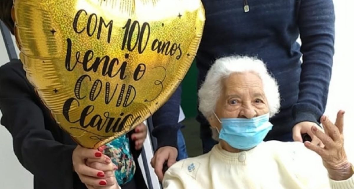 Cuiabá | Idosa de 100 anos vence a covid-19 e deixa hospital sob aplausos