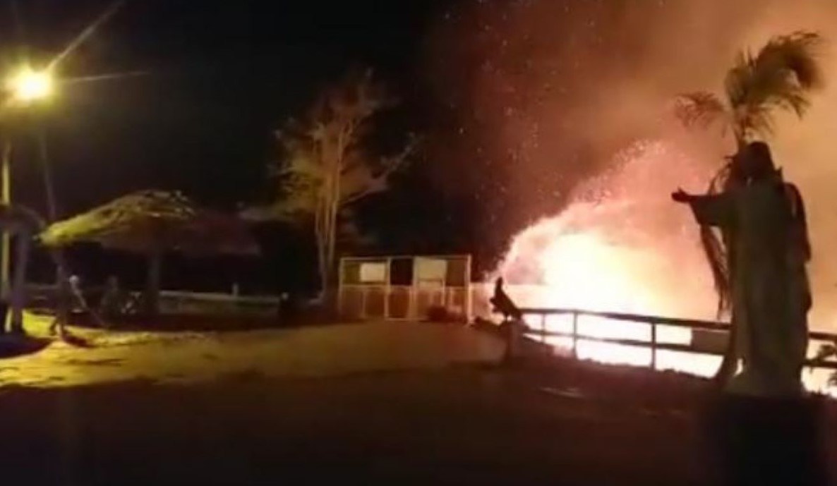 Fogo nos paredões de Chapada dos Guimarães atinge condomínio e assusta moradores