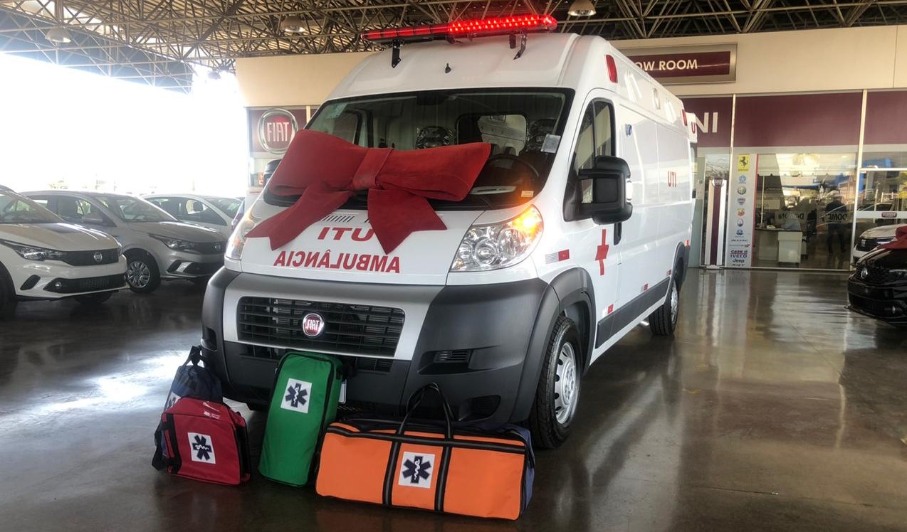 TAC garante ambulância com UTI e Van ao município de Comodoro