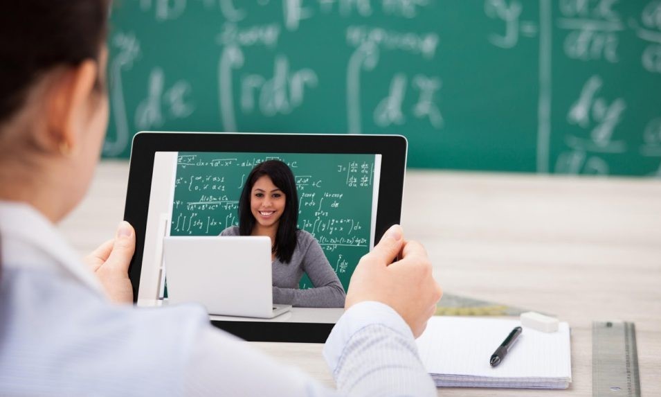 Como a tecnologia está auxiliando os jovens no combate ao coronavírus