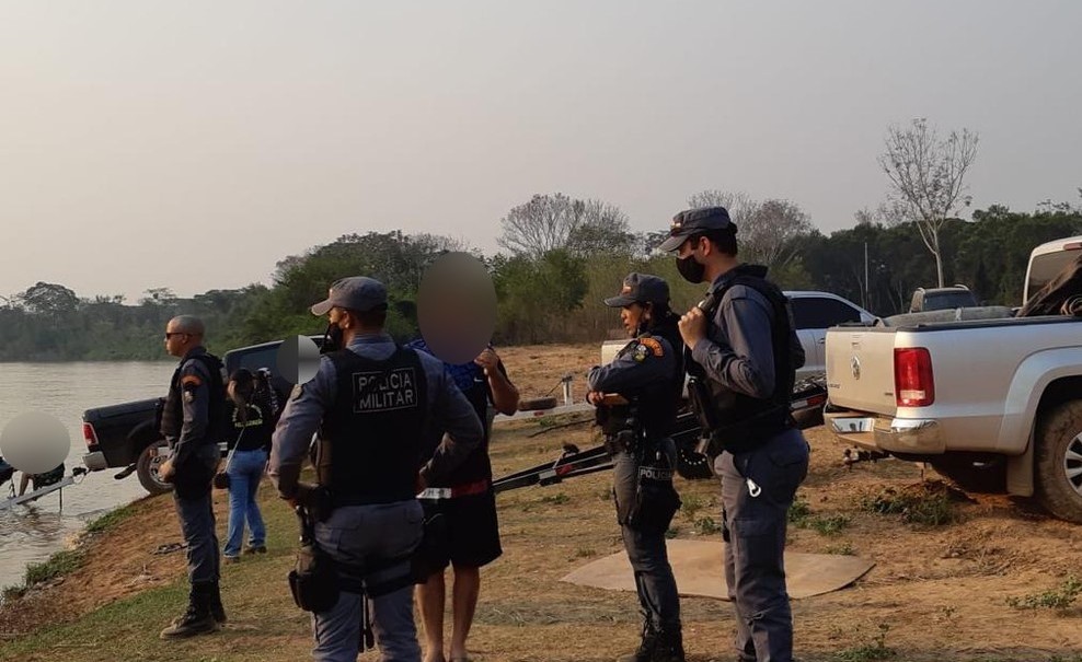 Mato Grosso | Fiscalização encontra mais de 50 pessoas aglomeradas em rio