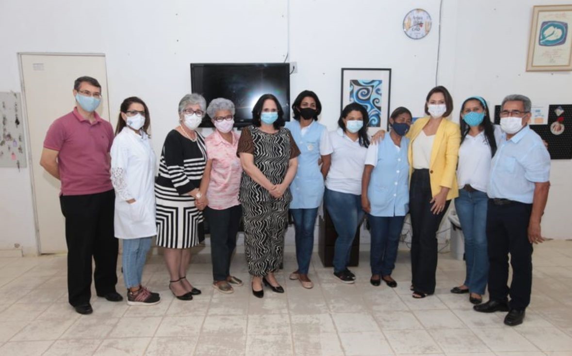 Abrigo de idosos recebe máscaras de proteção individual em Cuiabá