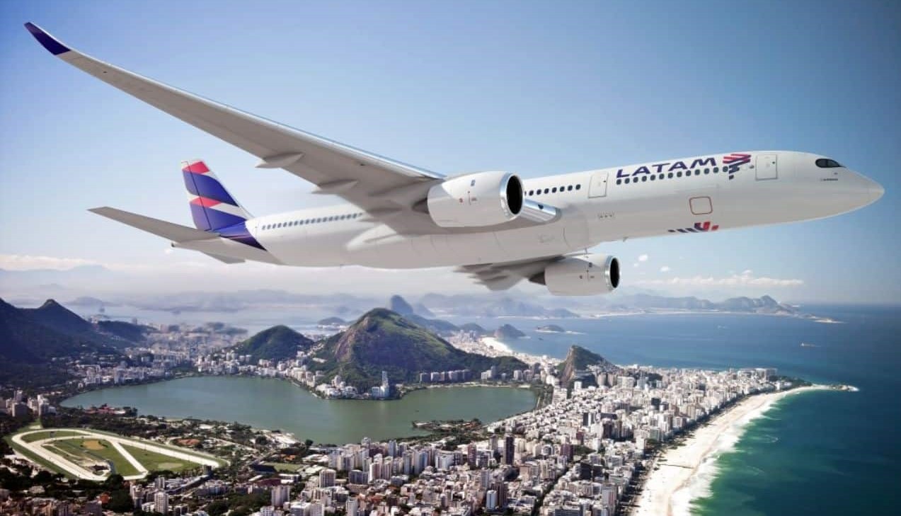 LATAM lança última promoção da Semana Brasil com descontos imperdíveis para classes Premium Business e Premium Economy