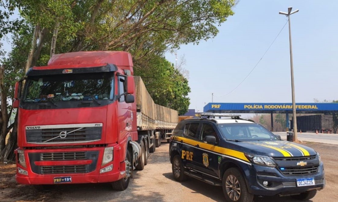 PRF recupera bitrem roubado em Cuiabá