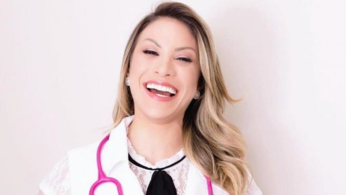 Família cria vaquinha virtual para transferir médica picada por jararaca para SP