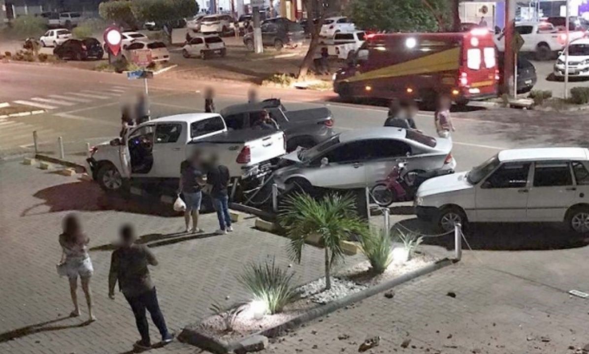 Alta Floresta | Após provocar acidente envolvendo 3 veículos, motorista sofre tentativa de linchamento e acaba detido