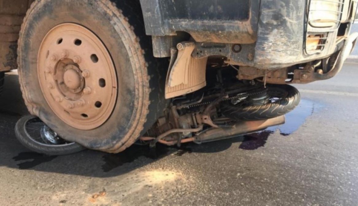 Mato Grosso | Motociclista morre em acidente com carreta em ponte